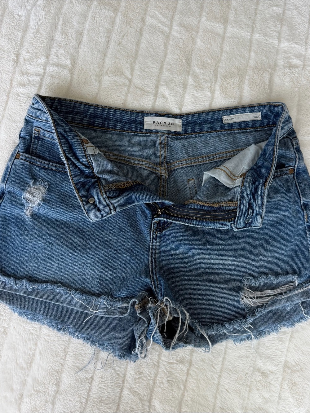 PacSun LA Mom Shorts Distressed Denim High Rise Sz 28